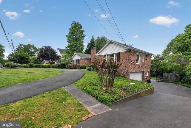 3904 RIDGE RD, Annandale, VA 22003