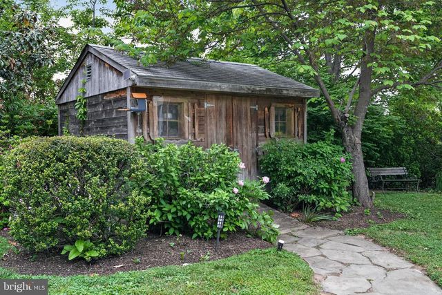 3904 RIDGE RD, Annandale, VA 22003