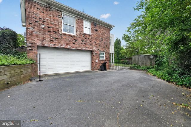 3904 RIDGE RD, Annandale, VA 22003