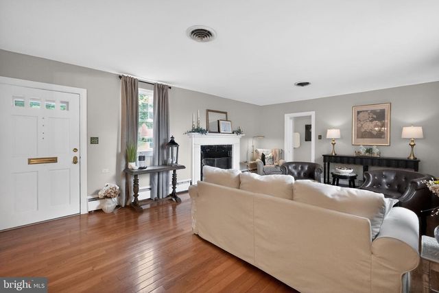 3904 RIDGE RD, Annandale, VA 22003