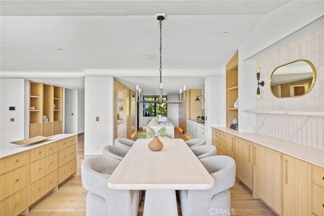 1075 Granville Drive, Newport Beach, CA 92660