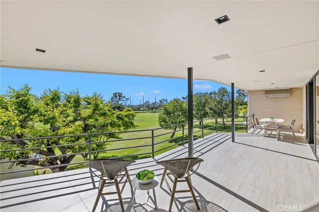 1075 Granville Drive, Newport Beach, CA 92660