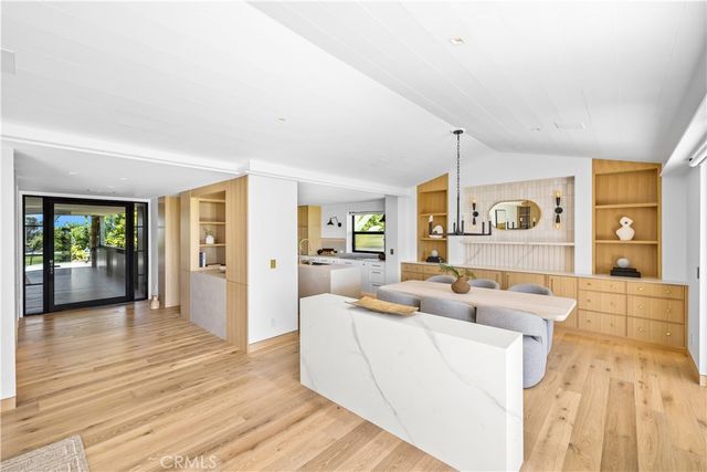 1075 Granville Drive, Newport Beach, CA 92660