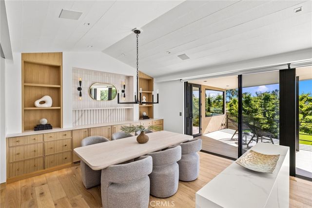 1075 Granville Drive, Newport Beach, CA 92660