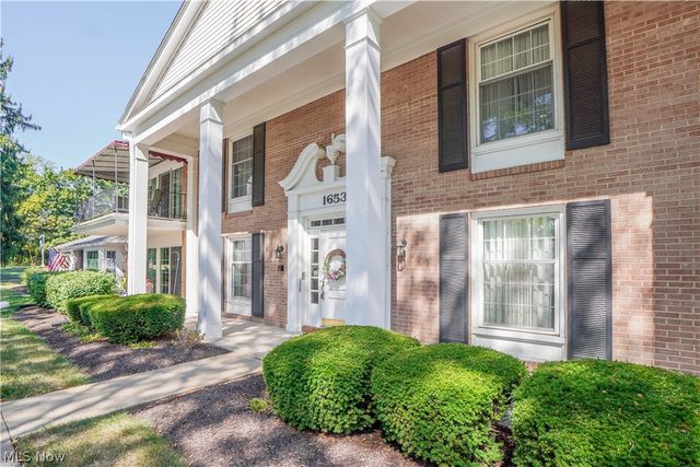 1653 Greenway Road SE 202, North Canton, OH 44709