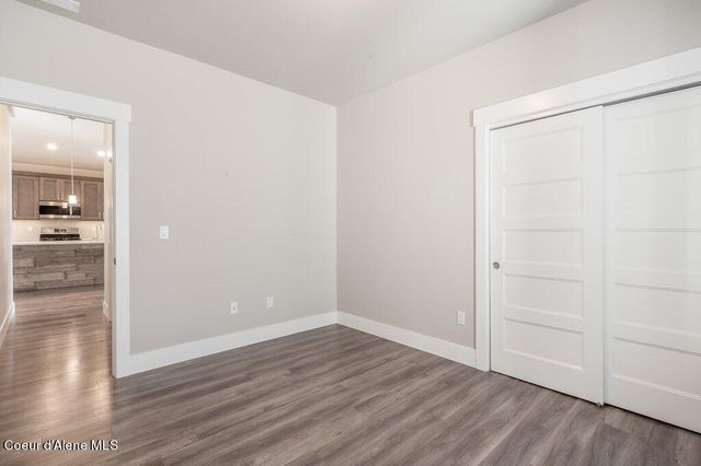 8042 N HIBISCUS LN, Coeur D'alene, ID 83815