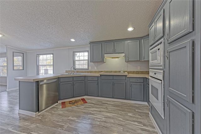 16901 SE 113th Street, Newalla, OK 74857