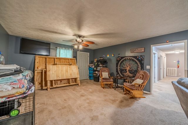 1371 Waynesboro Hwy, Waynesboro, TN 38485