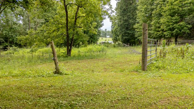 1371 Waynesboro Hwy, Waynesboro, TN 38485