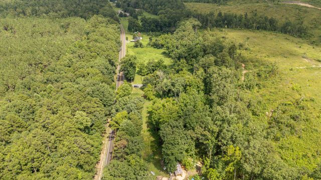 1371 Waynesboro Hwy, Waynesboro, TN 38485