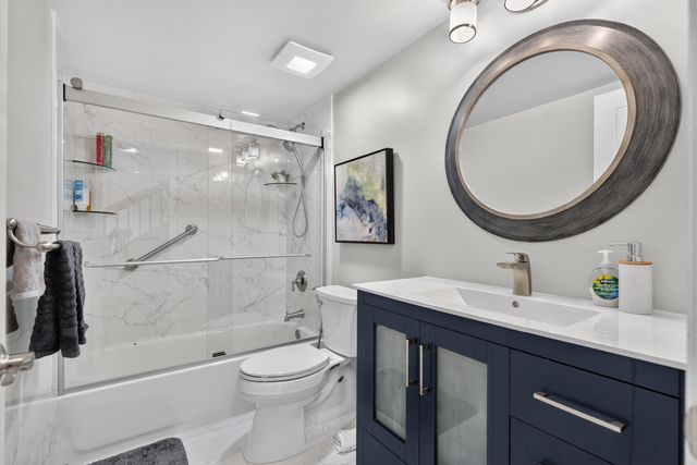 222 Old Meadow Way, Palm Beach Gardens, FL 33418