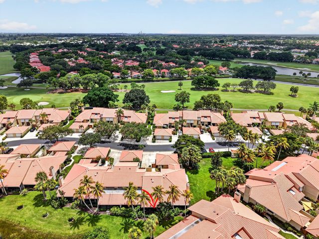 222 Old Meadow Way, Palm Beach Gardens, FL 33418