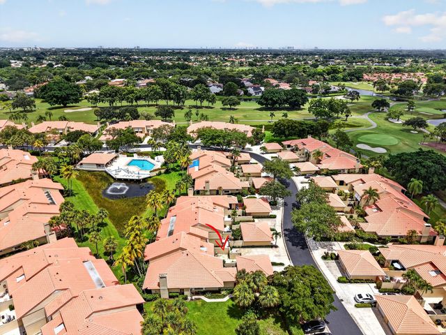 222 Old Meadow Way, Palm Beach Gardens, FL 33418