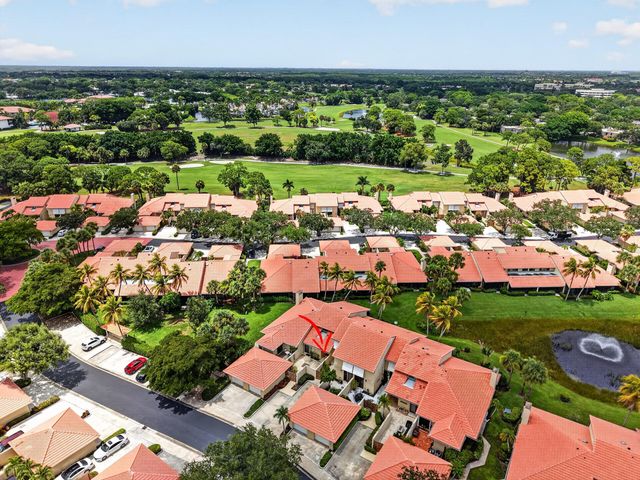 222 Old Meadow Way, Palm Beach Gardens, FL 33418
