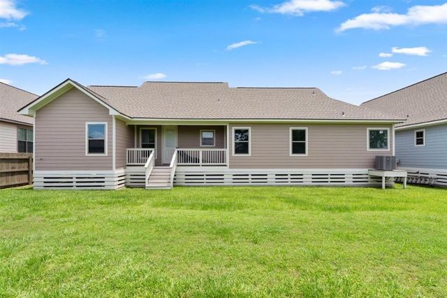 7690 Nine Oaks Drive, Lake Charles, LA 70607