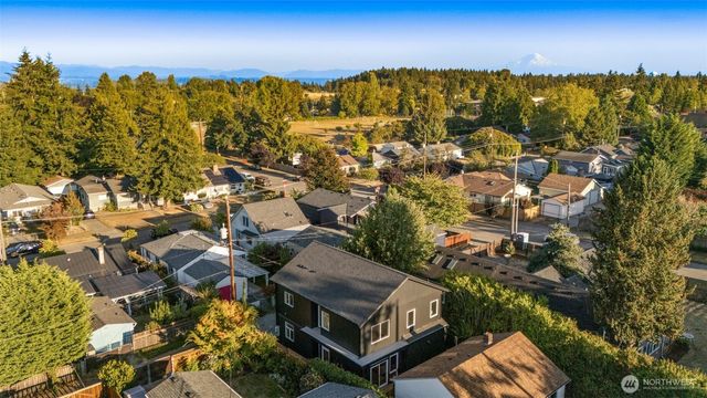 8148 13th Avenue SW, Seattle, WA 98106
