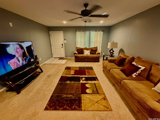 9668 SHOREBIRD LN, San Antonio, TX 78245