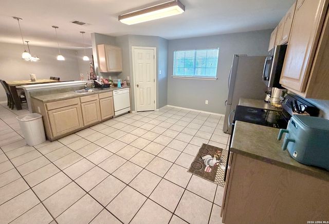 9668 SHOREBIRD LN, San Antonio, TX 78245