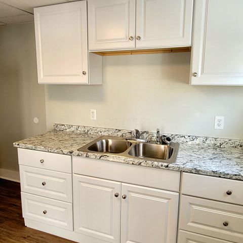 221 S Highland Avenue, Columbus, OH 43223