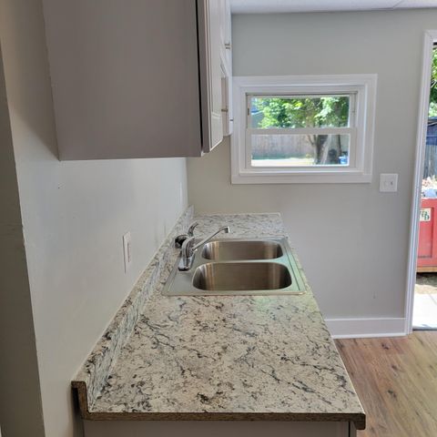 221 S Highland Avenue, Columbus, OH 43223