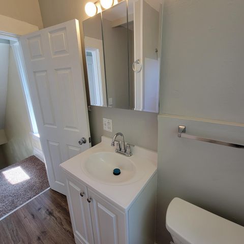 221 S Highland Avenue, Columbus, OH 43223