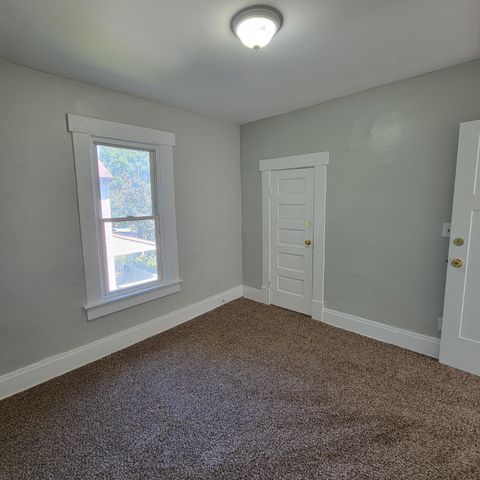 221 S Highland Avenue, Columbus, OH 43223