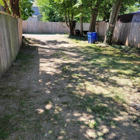 221 S Highland Avenue, Columbus, OH 43223