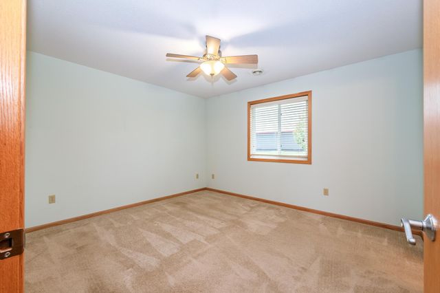 617 6th Avenue W, Osakis, MN 56360