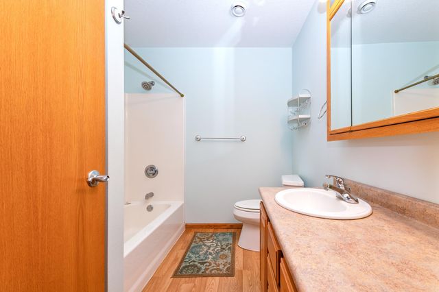 617 6th Avenue W, Osakis, MN 56360