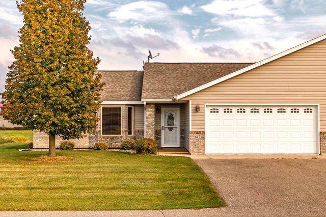 617 6th Avenue W, Osakis, MN 56360