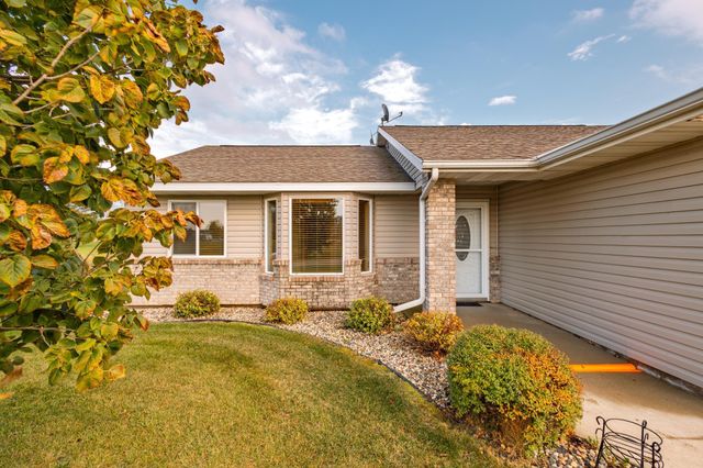 617 6th Avenue W, Osakis, MN 56360