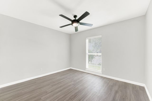 1906 Haymeadow, Carrollton, TX 75007