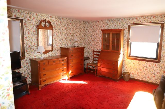 208 Tamarack Drive, Springfield, MA 01129