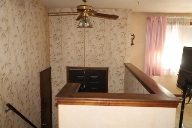 208 Tamarack Drive, Springfield, MA 01129