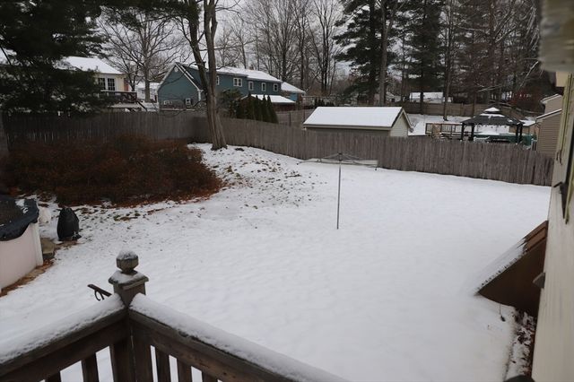 208 Tamarack Drive, Springfield, MA 01129