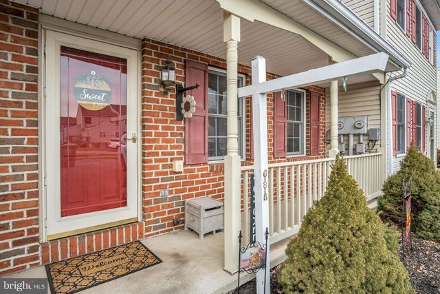 3030 BORNT DR, Dover, PA 17315