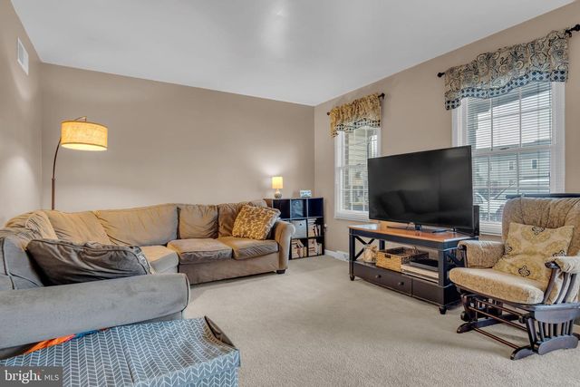 3030 BORNT DR, Dover, PA 17315