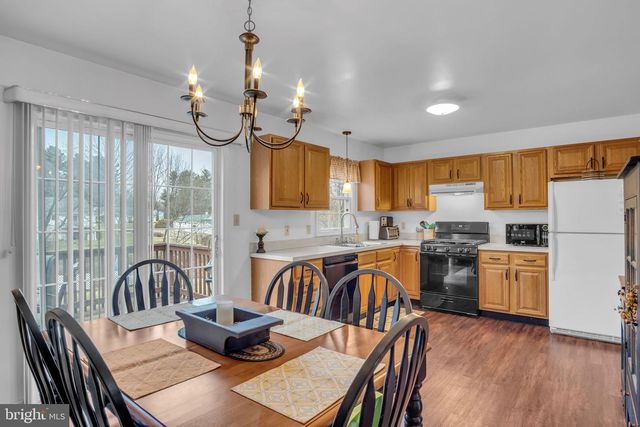 3030 BORNT DR, Dover, PA 17315