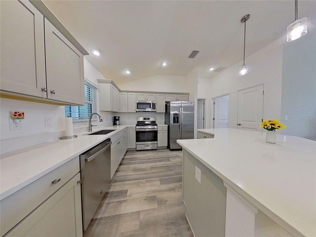 6522 MCKNIGHT LOOP, The Villages, FL 34762