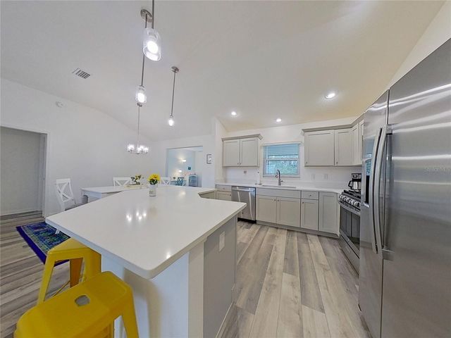 6522 MCKNIGHT LOOP, The Villages, FL 34762