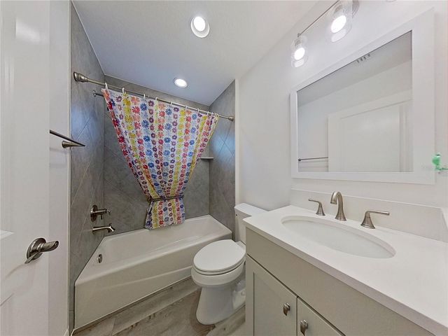 6522 MCKNIGHT LOOP, The Villages, FL 34762