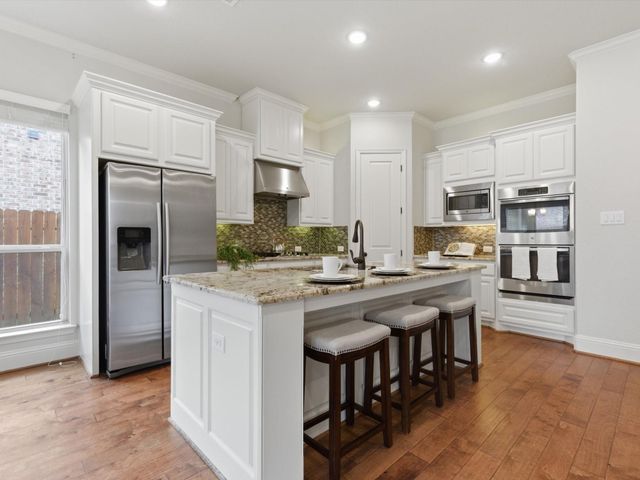 13211 Parkway Meadows Drive, Houston, TX 77077