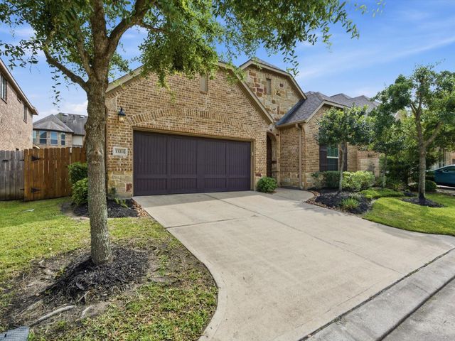 13211 Parkway Meadows Drive, Houston, TX 77077