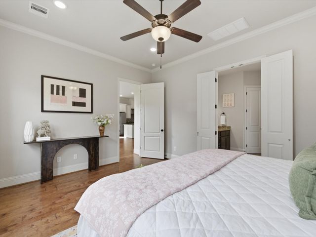 13211 Parkway Meadows Drive, Houston, TX 77077