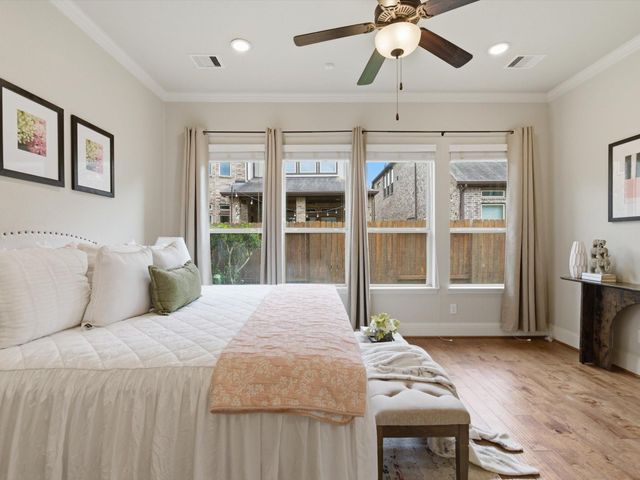 13211 Parkway Meadows Drive, Houston, TX 77077