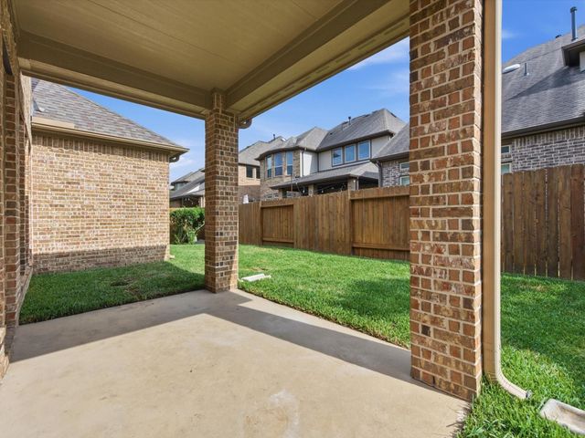13211 Parkway Meadows Drive, Houston, TX 77077