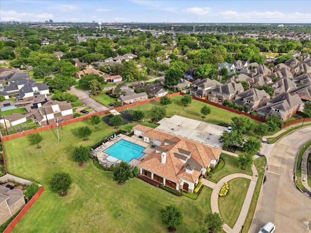 13211 Parkway Meadows Drive, Houston, TX 77077