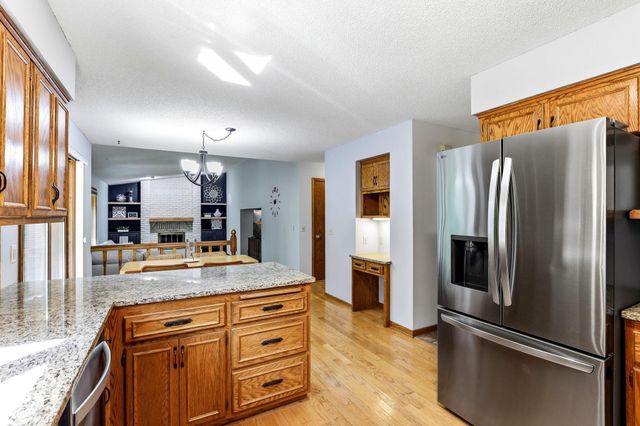 4690 Parkridge Drive, Eagan, MN 55123
