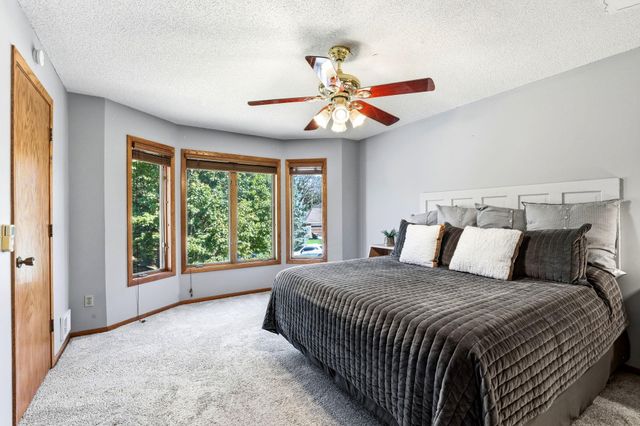 4690 Parkridge Drive, Eagan, MN 55123