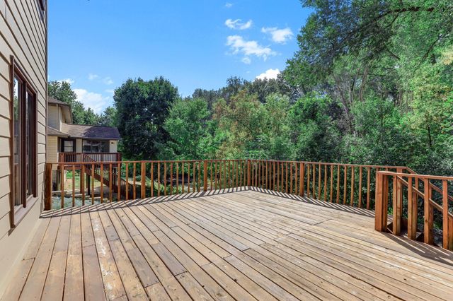 4690 Parkridge Drive, Eagan, MN 55123